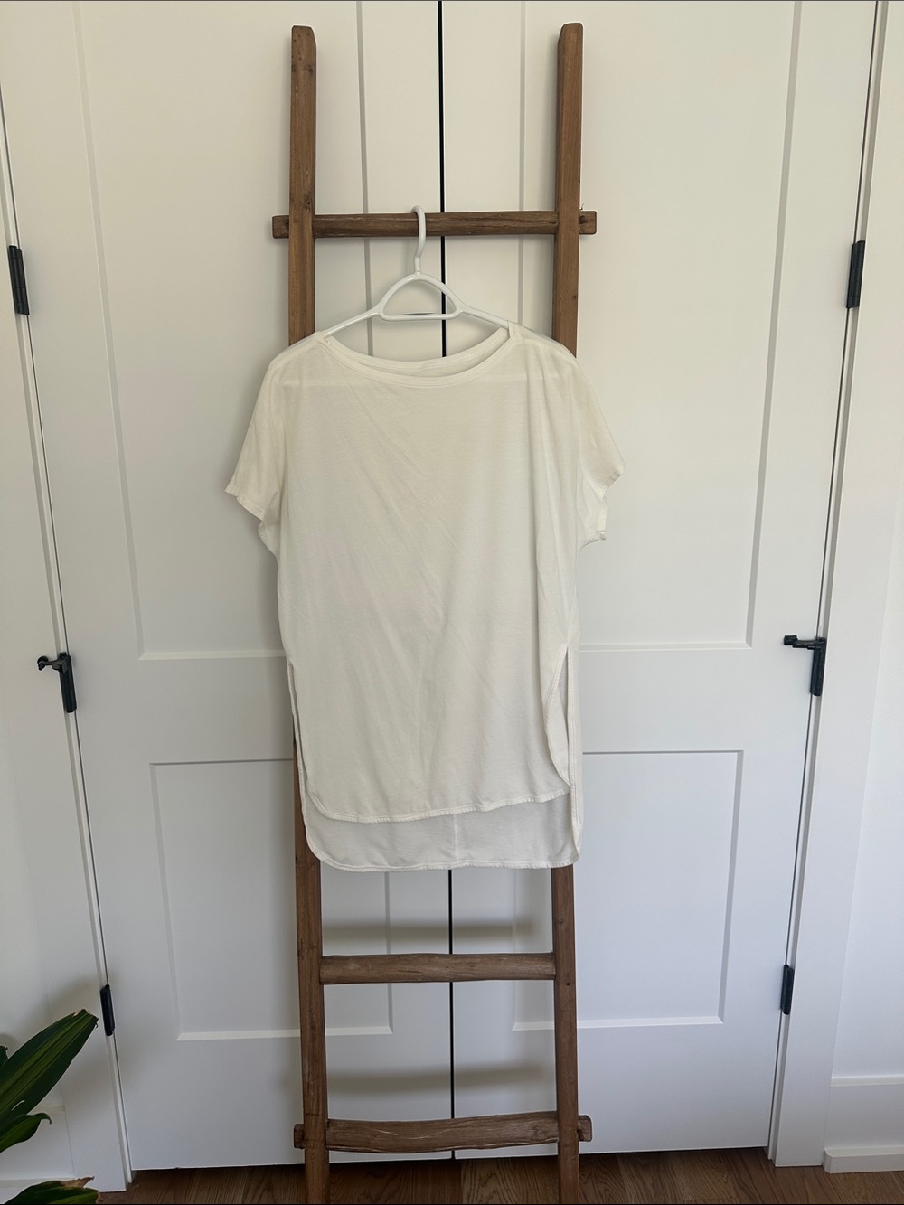 lululemon athletica Cream Short Sleeve Tunic